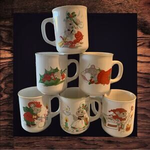 KOREAN made Set of 6 Christmas Mug Set Circa 1970s 1980s Christmas Mice